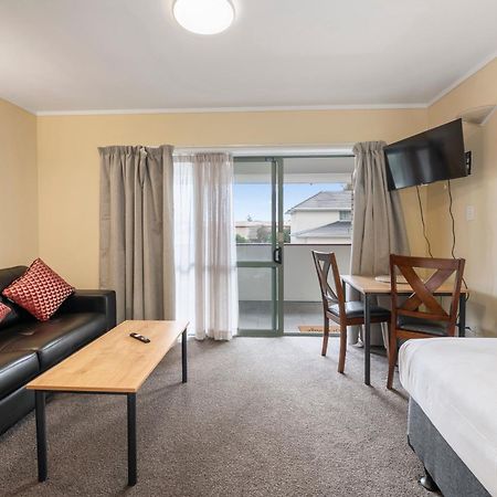Fenton Court Motel Роторуа Екстер'єр фото