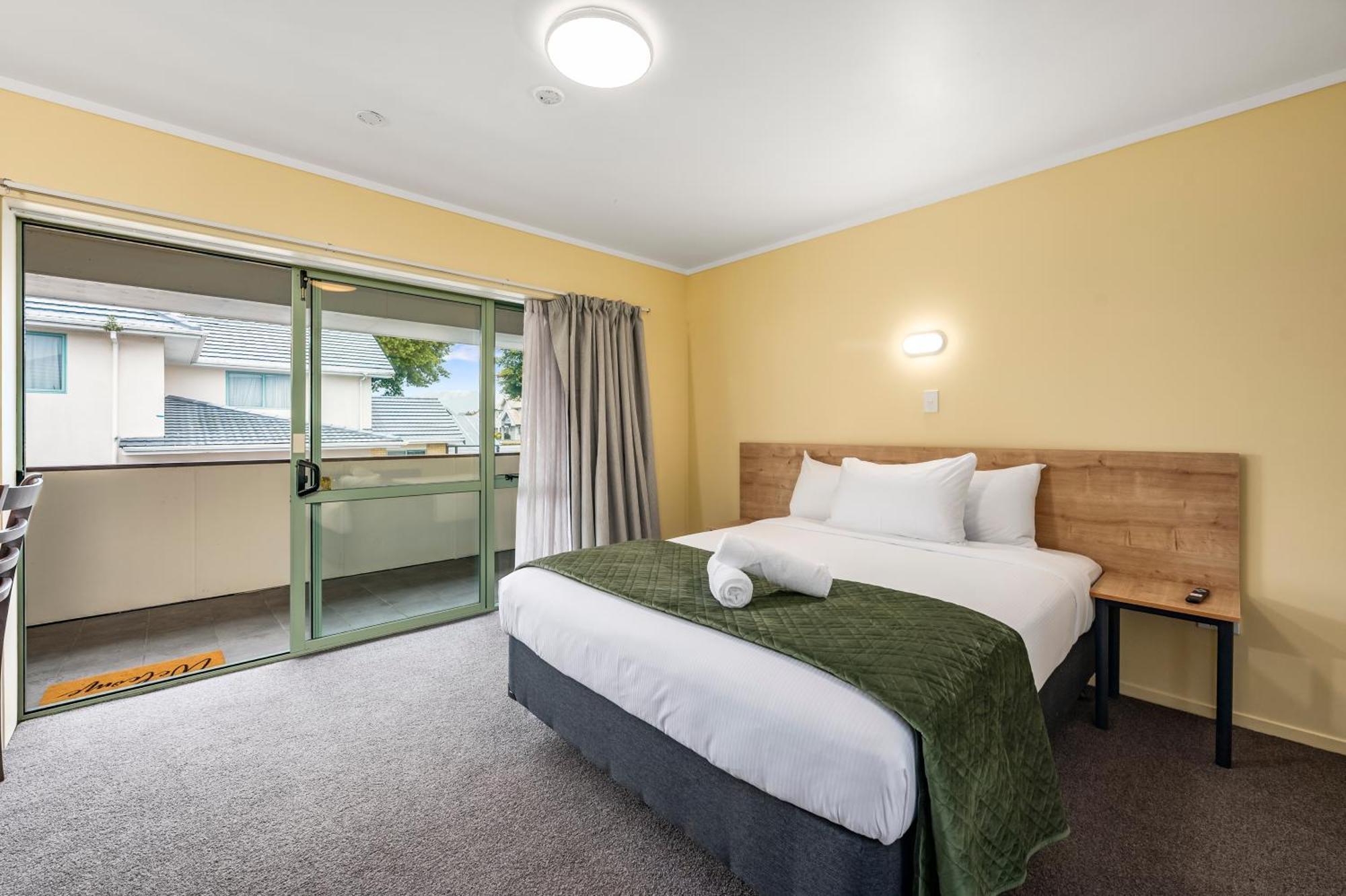 Fenton Court Motel Роторуа Екстер'єр фото