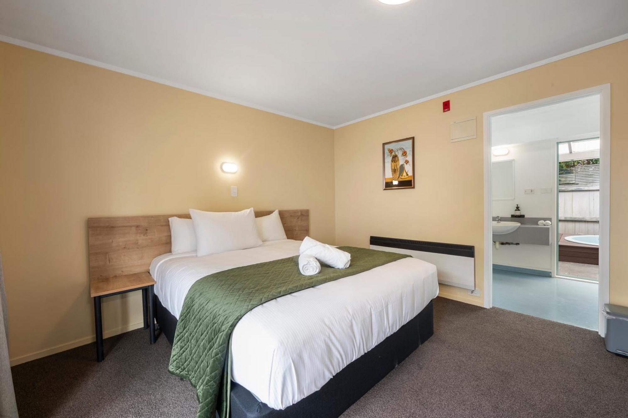 Fenton Court Motel Роторуа Екстер'єр фото