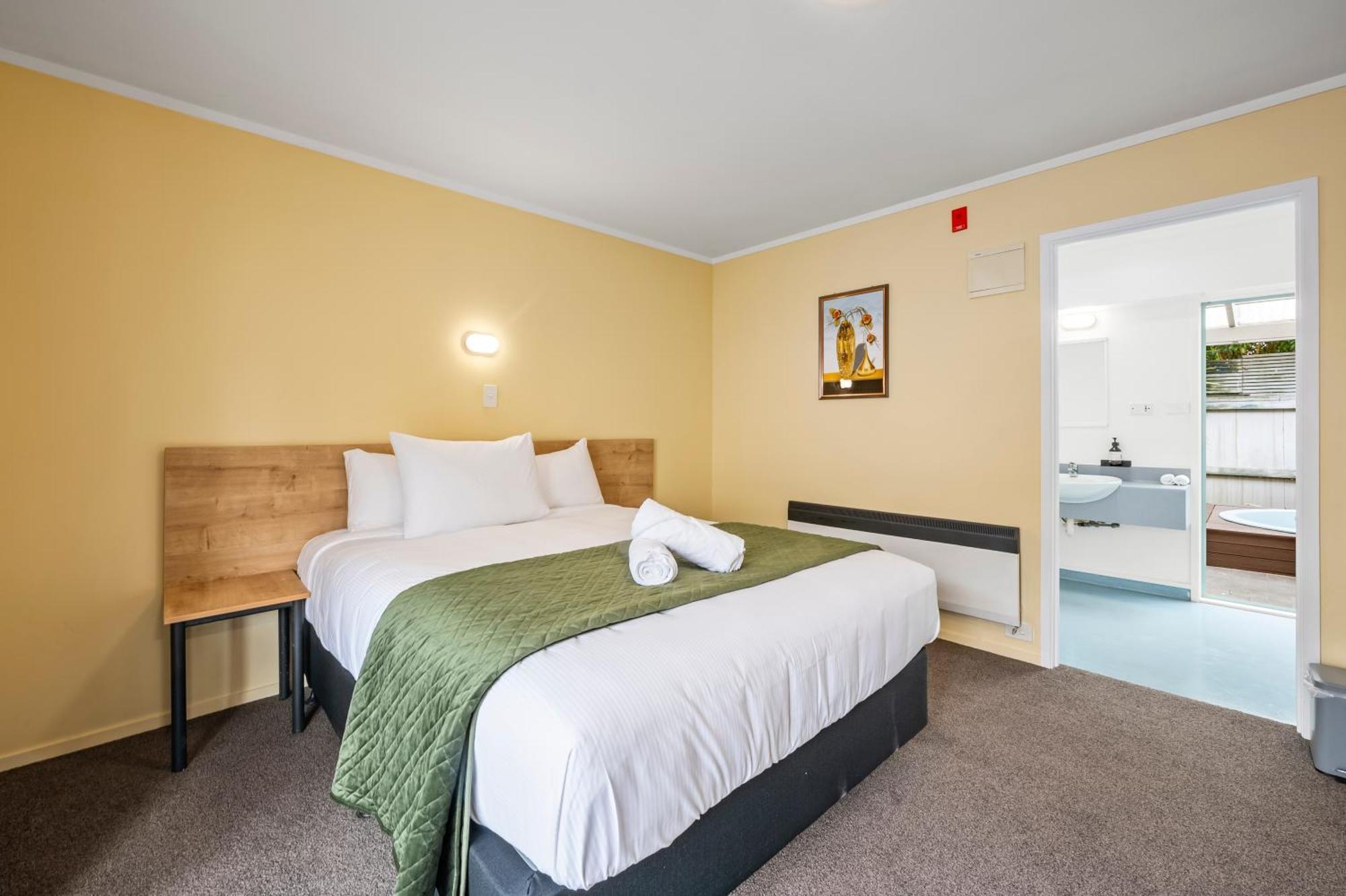 Fenton Court Motel Роторуа Екстер'єр фото